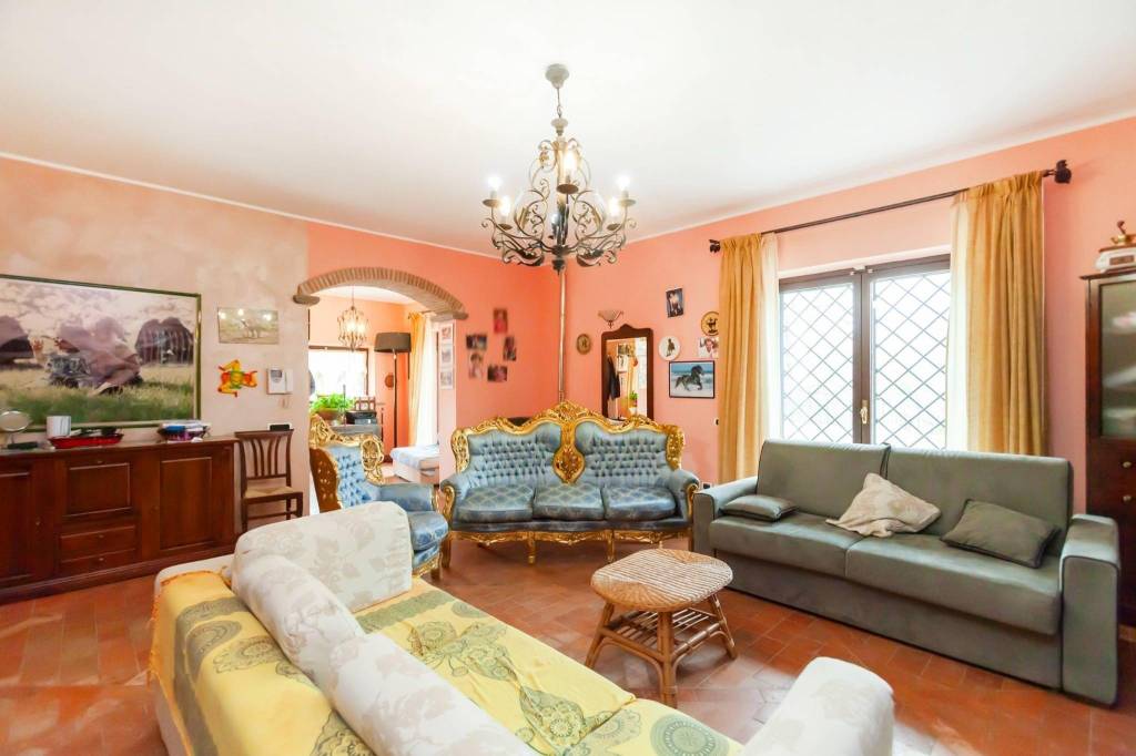 Villa in vendita a Campagnano di Roma via delle Acacie, 9
