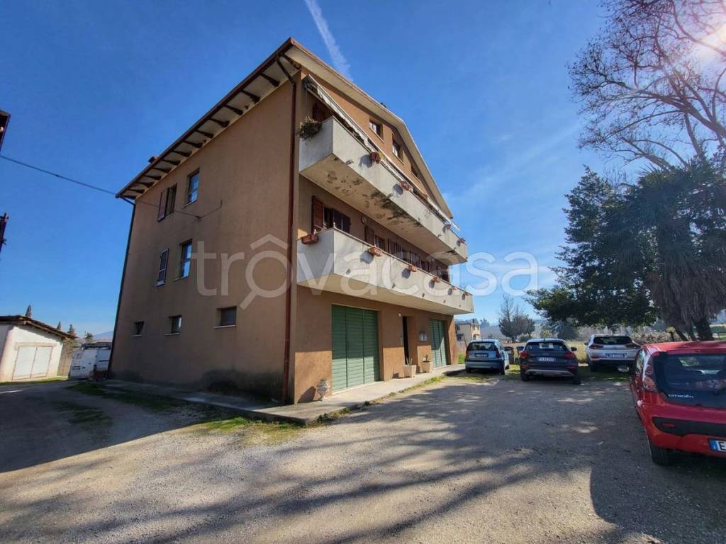Appartamento in vendita a Bevagna viale Roma