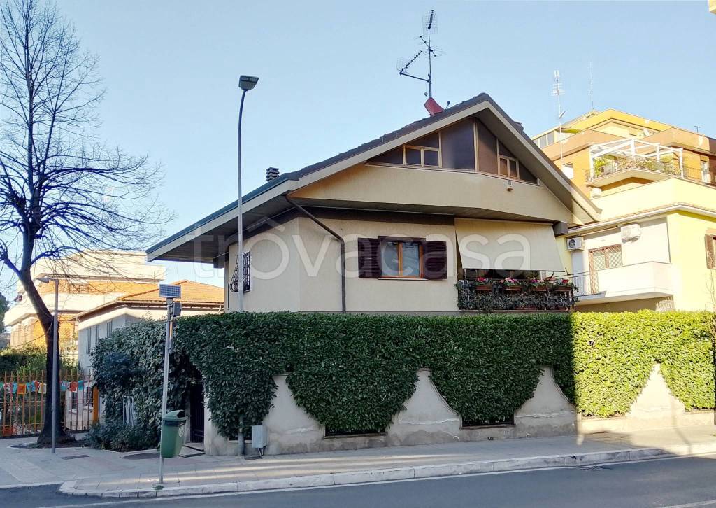 Villa Bifamiliare in vendita a Monterotondo