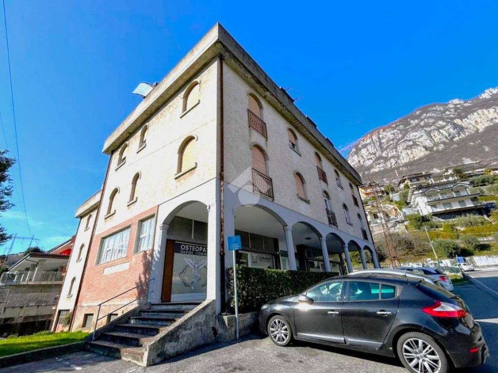 Appartamento in vendita a Costa Volpino via Zocchi, 21