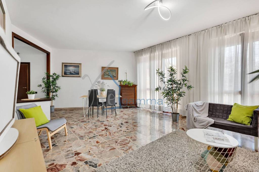 Appartamento in vendita a Paderno Dugnano via Mosè Bianchi, 27