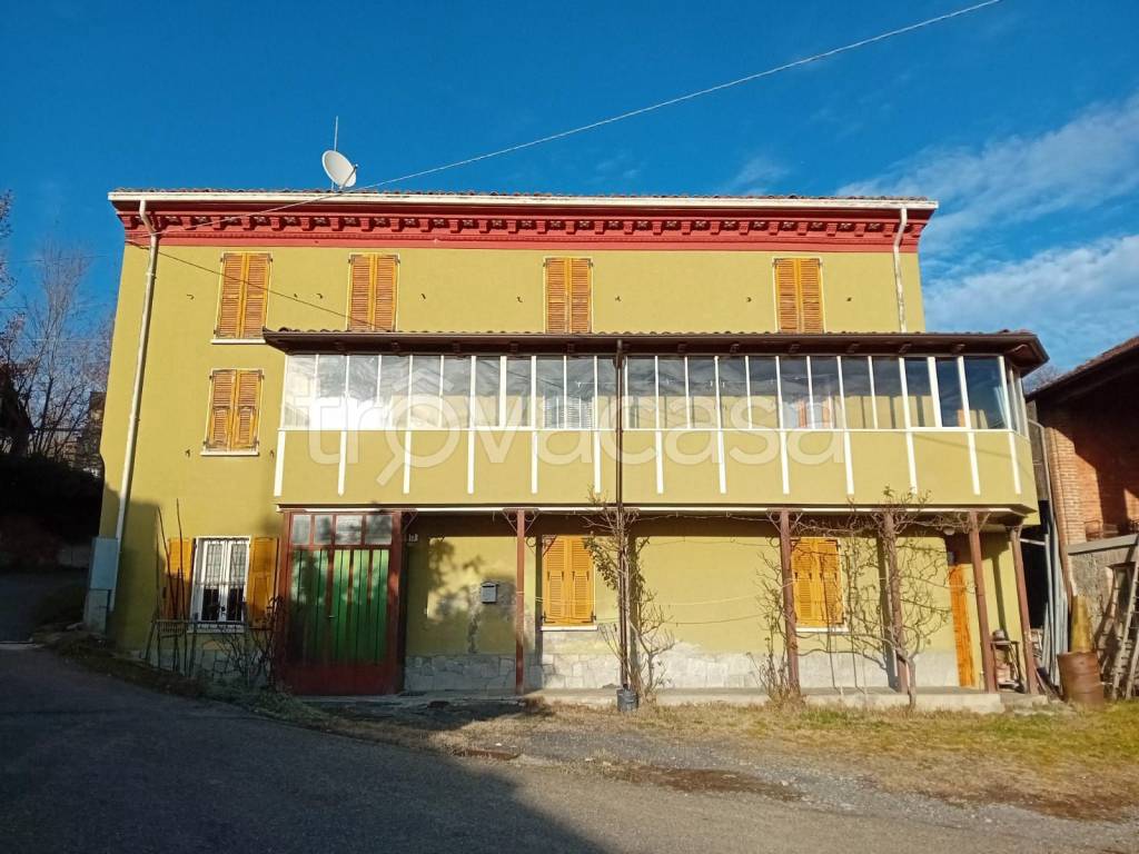 Colonica in vendita a Momperone strada Comunale di Rivabella