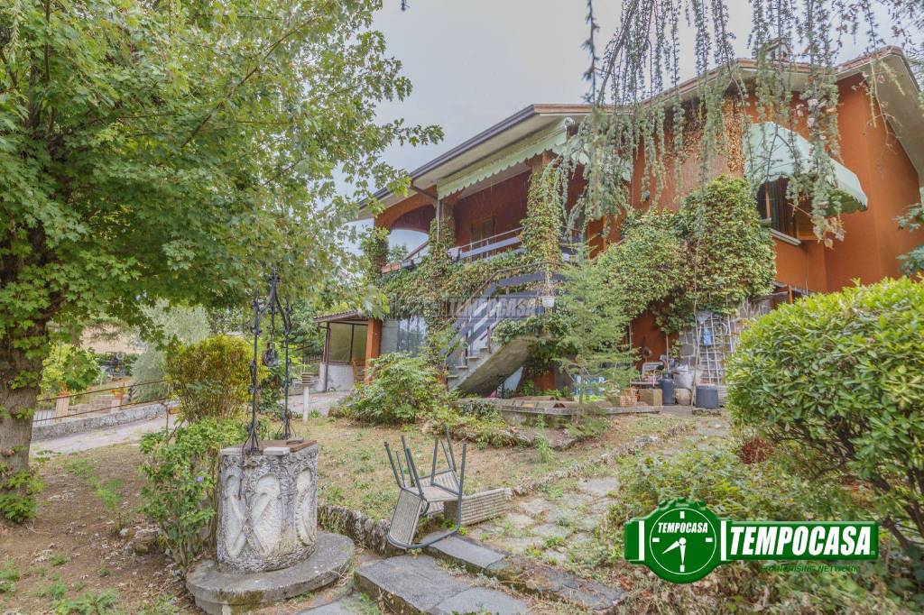 Villa in vendita a Rivergaro via Luigi Pirandello 23