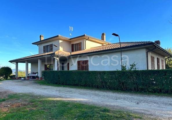 Villa Bifamiliare in vendita a Perugia strada di Collestrada