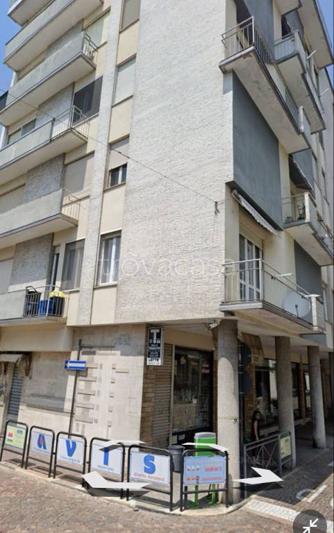 Appartamento in in vendita da privato a Robbio piazza Libertà, 17