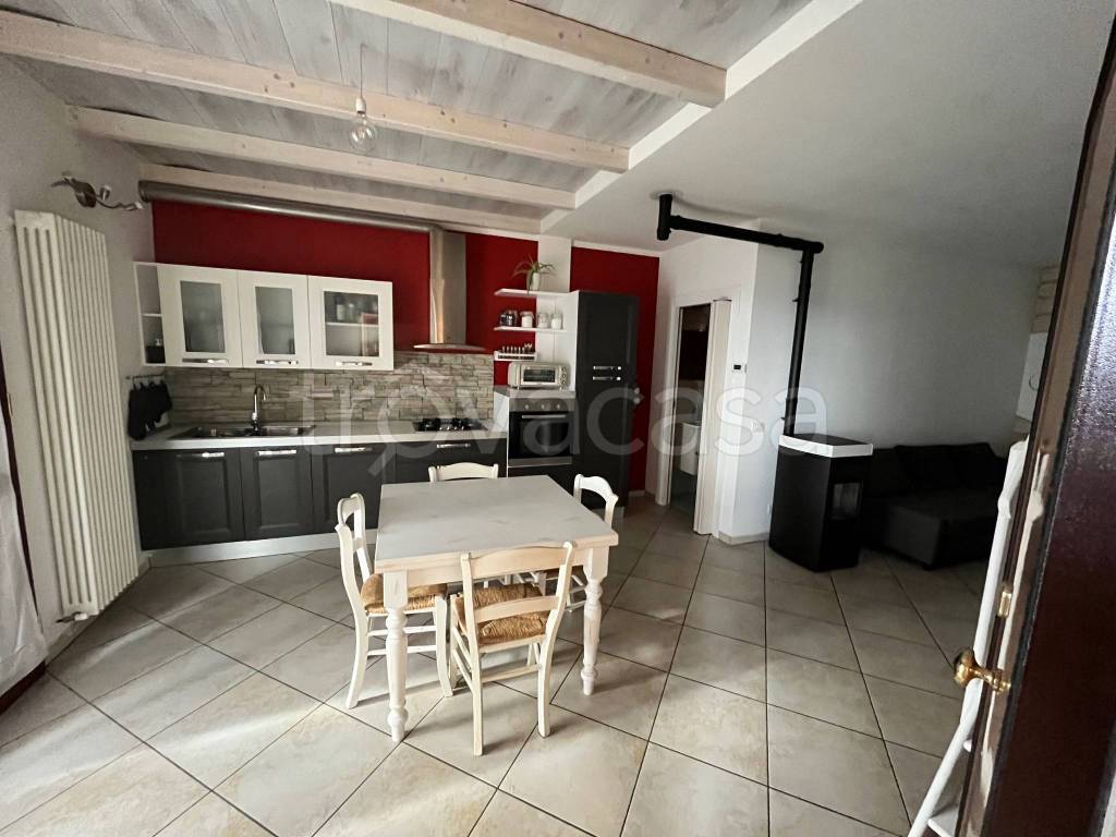 Appartamento in in vendita da privato a Roncofreddo via Giuseppe Babbi, 30