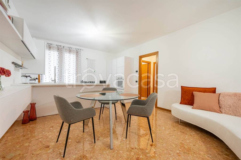 Appartamento in vendita a Fontaniva via giuseppe mazzini, 12