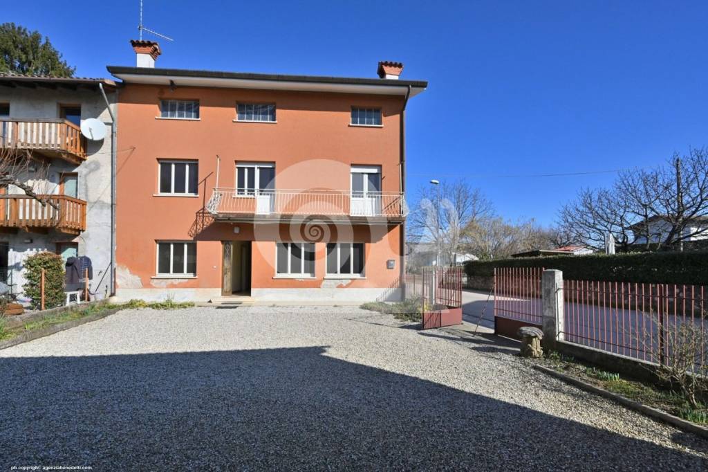 Villa a Schiera in vendita a Tricesimo