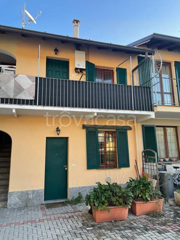Appartamento in vendita a Cesano Maderno via Alessandro Manzoni, 32