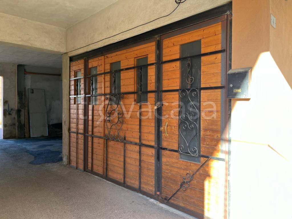 Garage in vendita a San Filippo del Mela corso Giuseppe Garibaldi