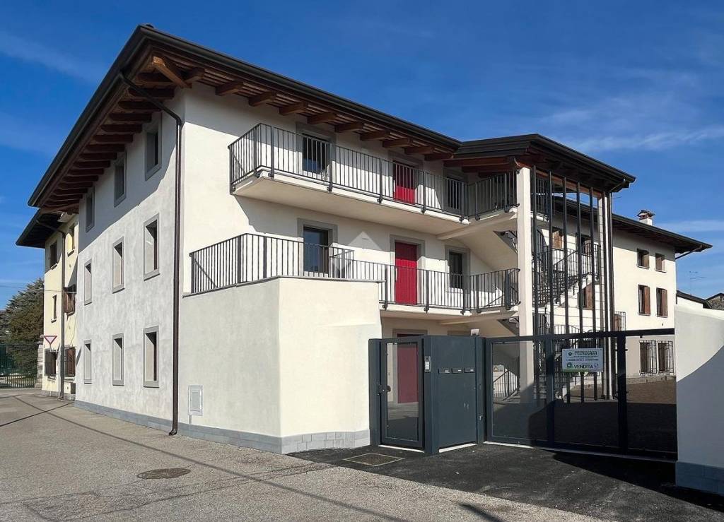 Appartamento in vendita a Tavagnacco via Raffaello, 42