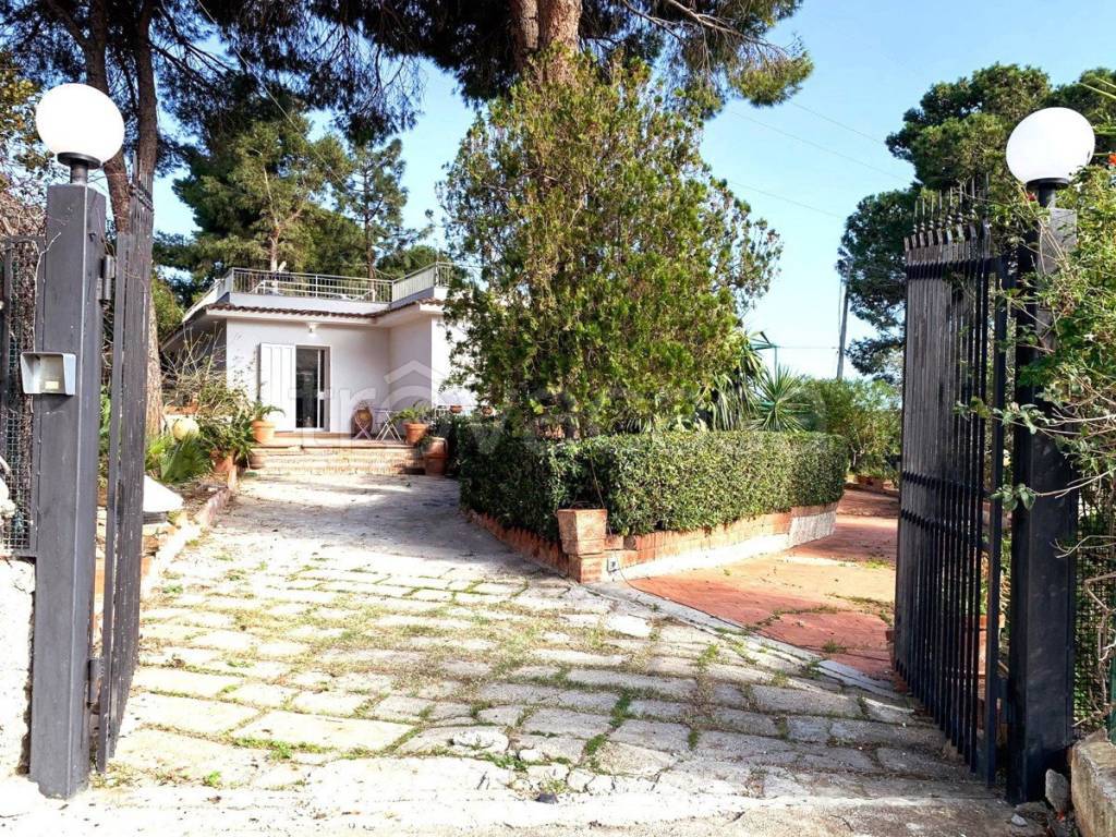 Villa in vendita a Trabia via Contrada Salina, 1083
