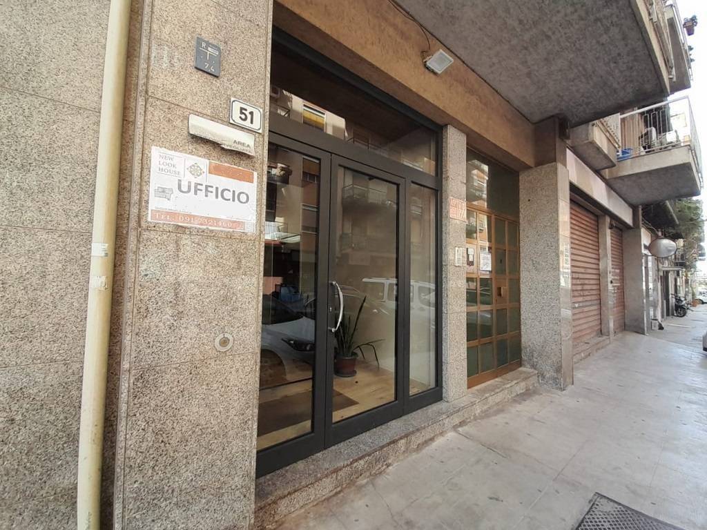 Ufficio in affitto a Palermo via Domenico Scinà, 51