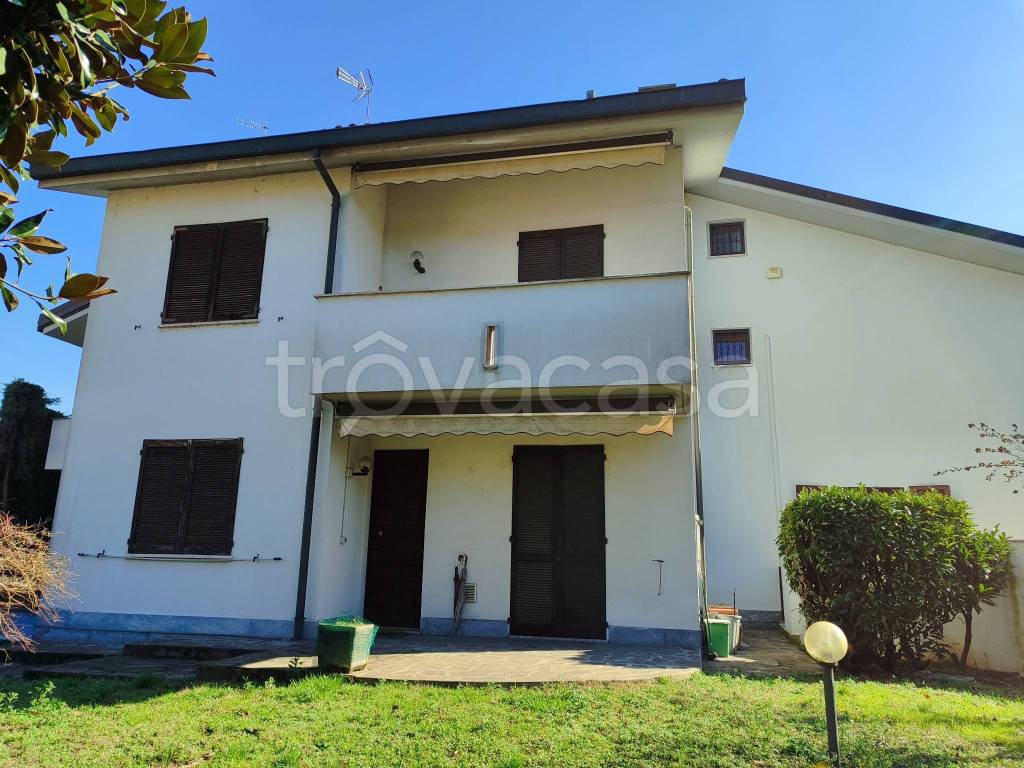 Villa Bifamiliare in vendita a Sant'Angelo Lodigiano viale Trento Trieste, 2B