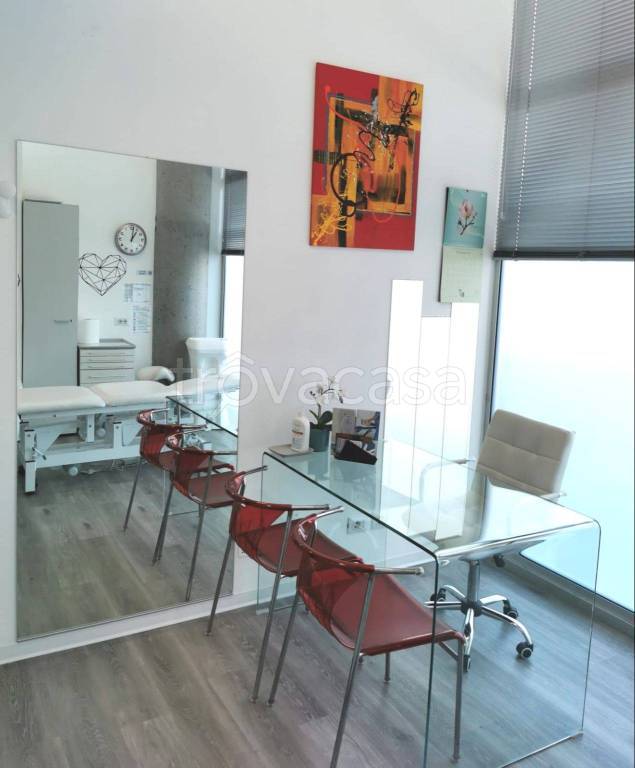 Ufficio in in affitto da privato a Tavagnacco via Alpe Adria, 4