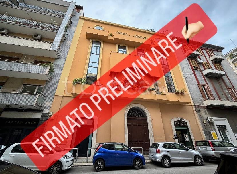 Appartamento in vendita a Bari via Benedetto Cairoli, 117