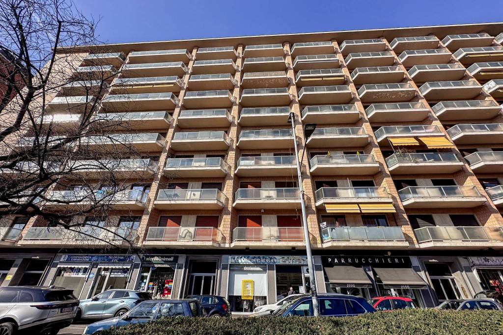 Appartamento in vendita a Torino piazza arturo graf 122/Bis