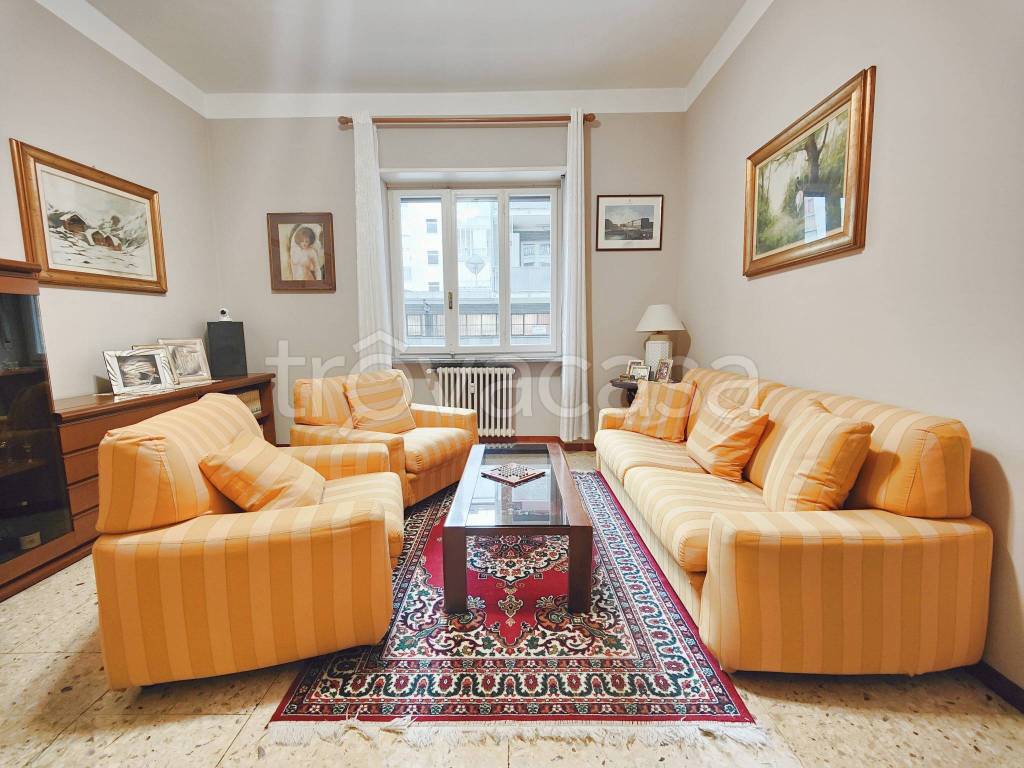 Appartamento in vendita a Torino via Tripoli, 10