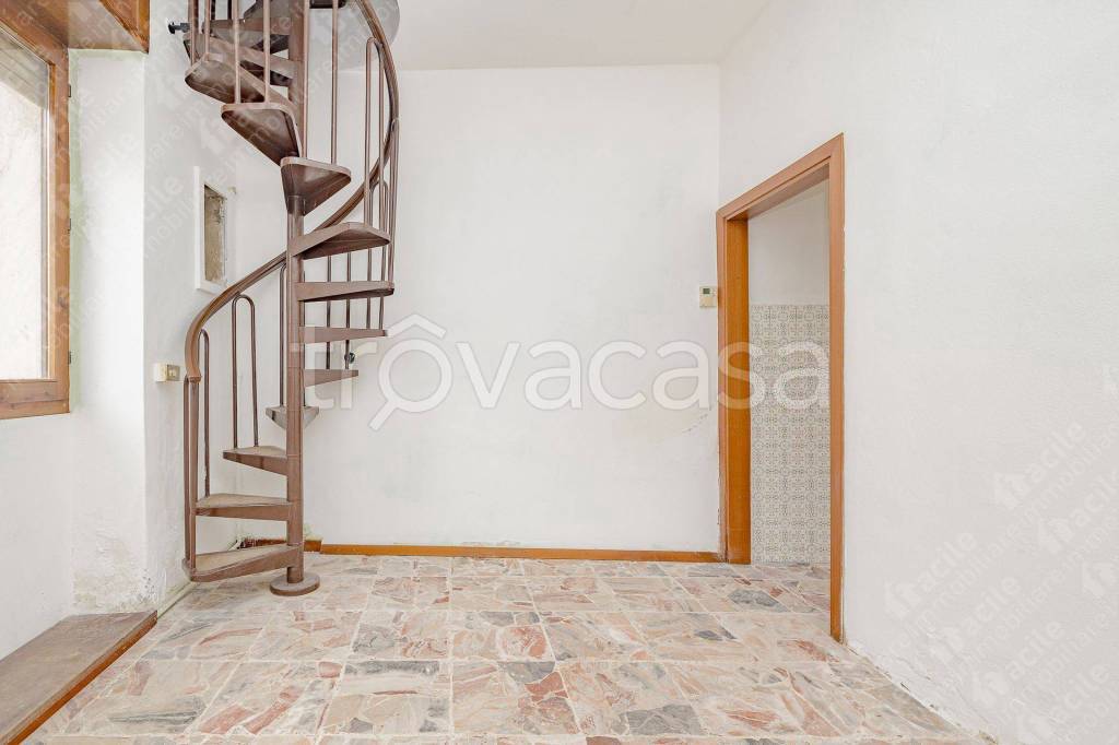 Appartamento in vendita a Missaglia via Don Biffi, 3, 23873 Maresso lc, Italia