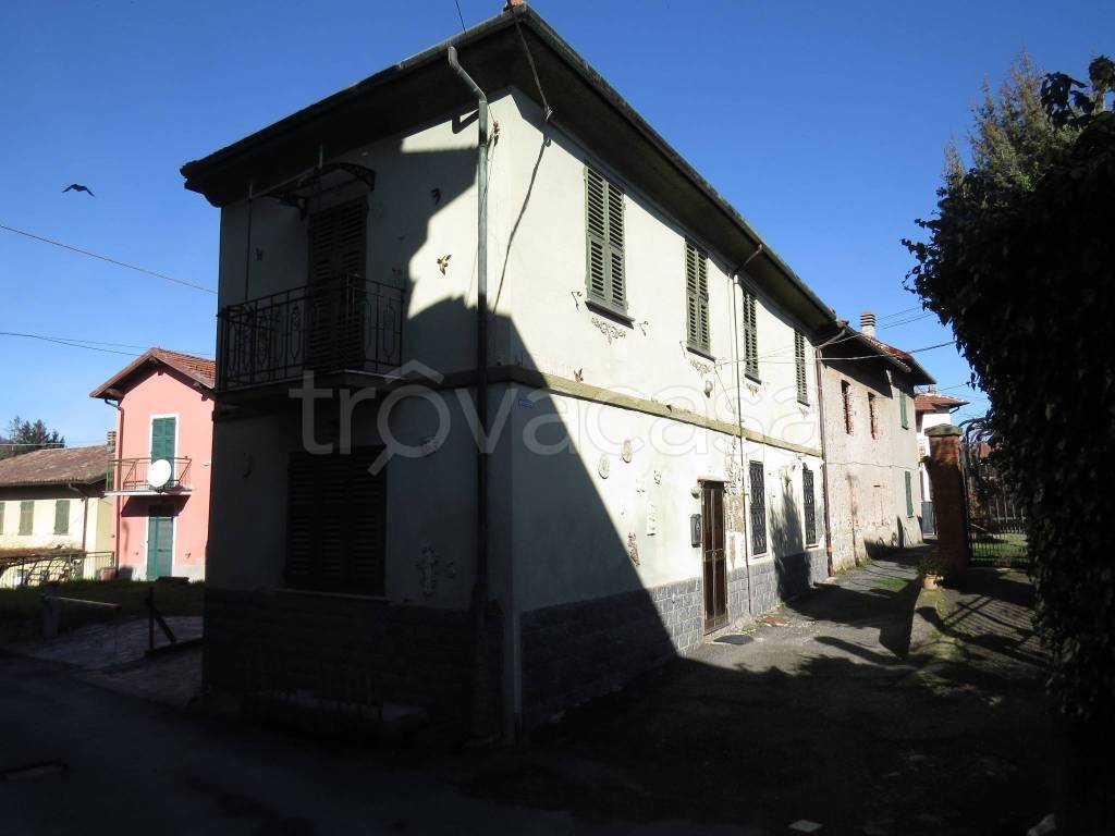 Casa Indipendente in vendita ad Arquata Scrivia vico Pratoverde, 1