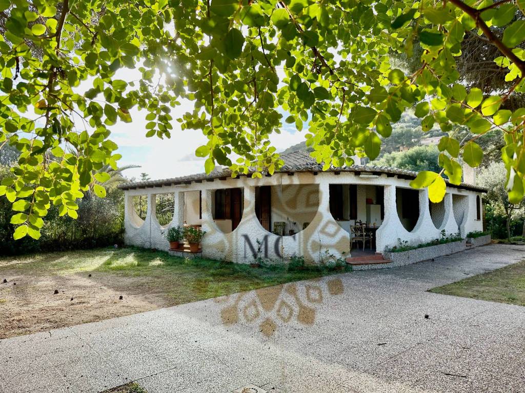 Villa in vendita a Maracalagonis via Aldebaran, 21
