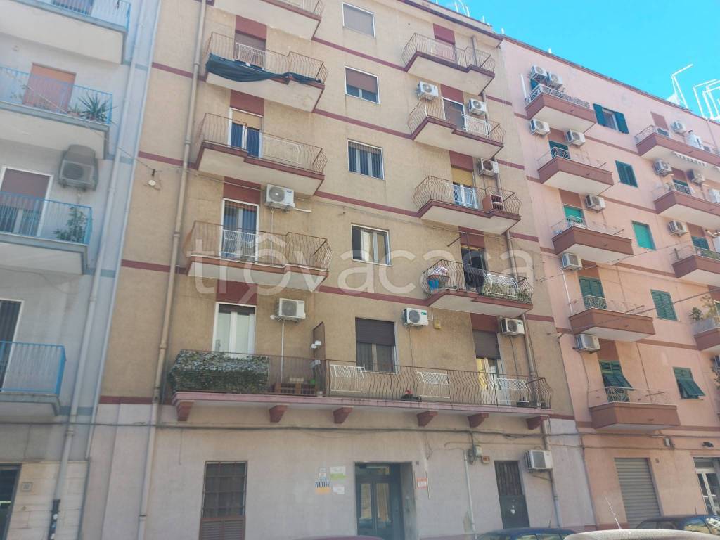 Appartamento in vendita a Taranto via Toscana, 28