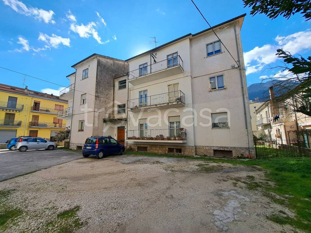 Appartamento in vendita a Bojano via Vittorio Veneto