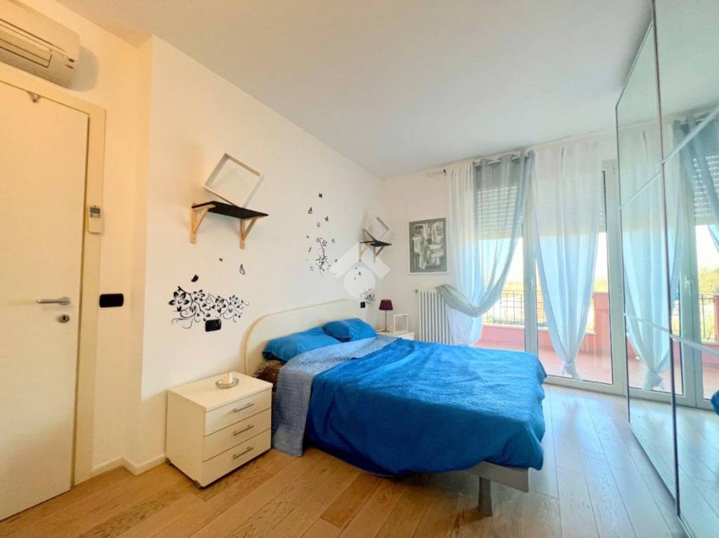 Appartamento in vendita a Rimini via Marecchiese, 403