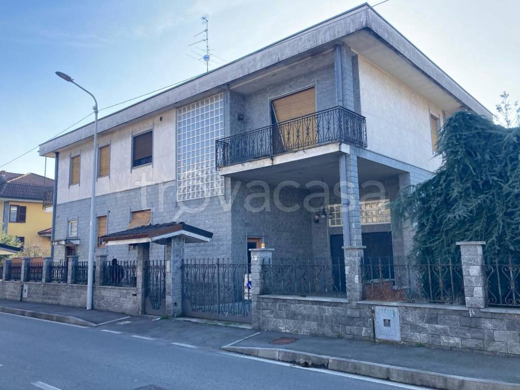 Villa Bifamiliare in vendita a Trecate via Ludovico Muratori, 5