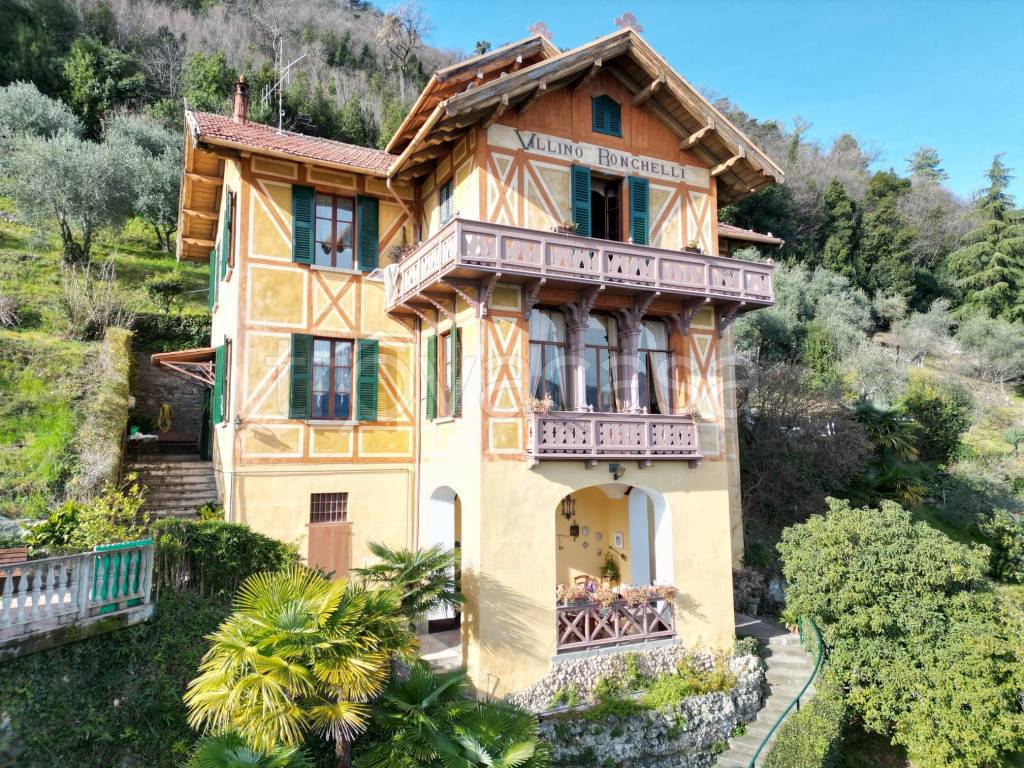 Villa in vendita a Tavernola Bergamasca via Sarnico, 5