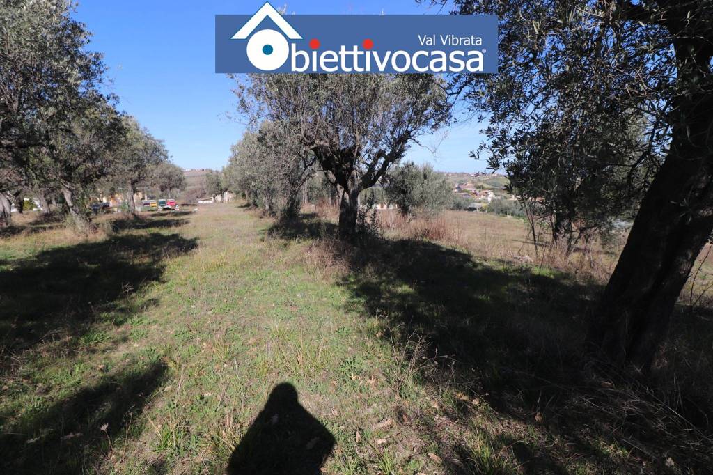 Terreno Residenziale in vendita a Nereto contrada Parignano, 27