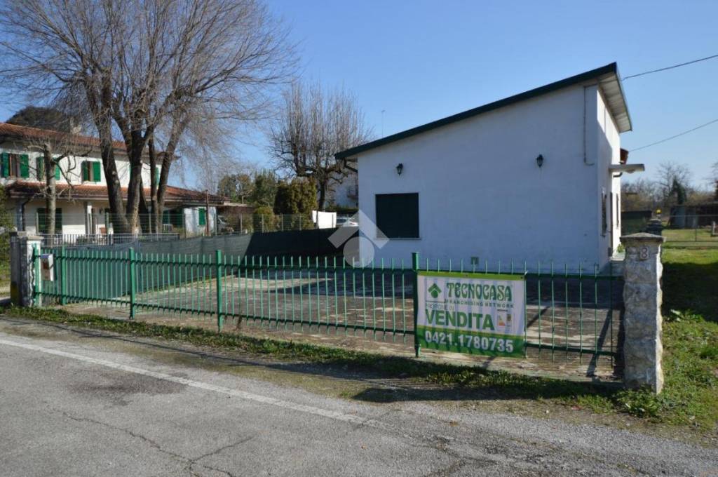 Casa Indipendente in vendita a Noventa di Piave via Sant'Antonio