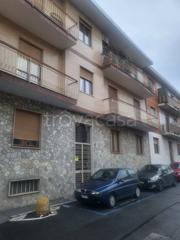 Appartamento in affitto a Settimo Torinese via Giuseppe Garibaldi, 7