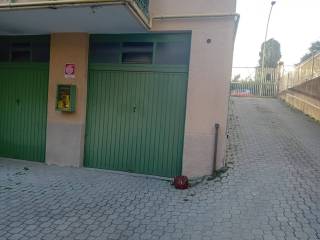 Garage in affitto a biella via pietro pajetta, 3