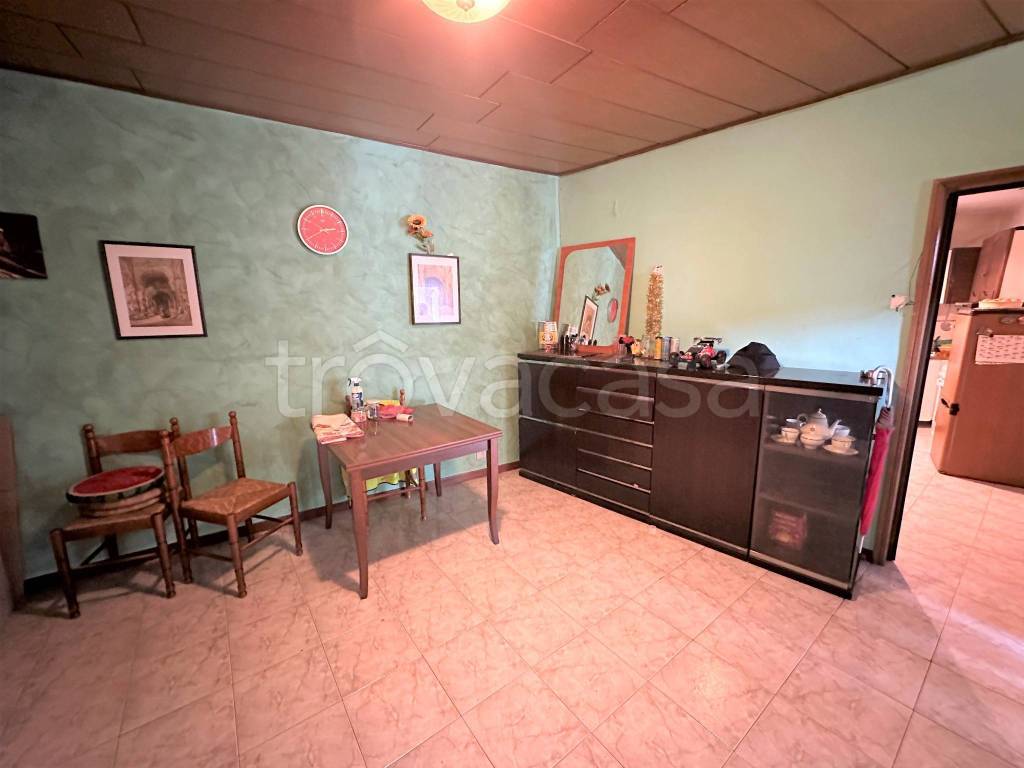 Appartamento in vendita a Fara Gera d'Adda via Andrea Ponti, 4