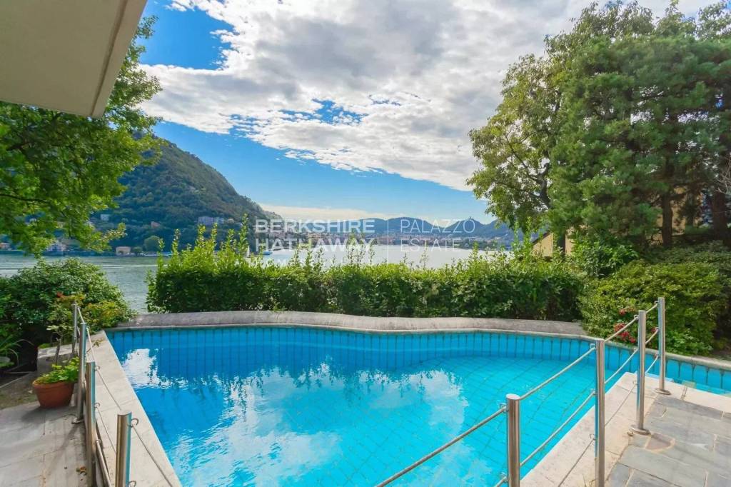 Villa in vendita a Como via Bonardi