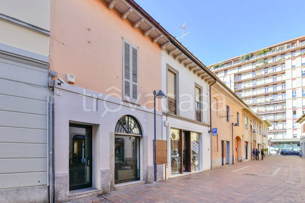 Appartamento in vendita a Seregno via San Pietro, 4