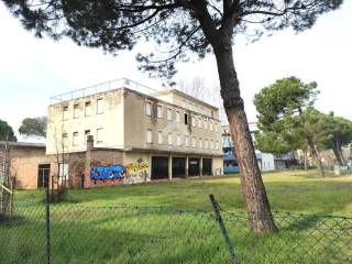 Albergo in vendita a cervia viale italia, 338