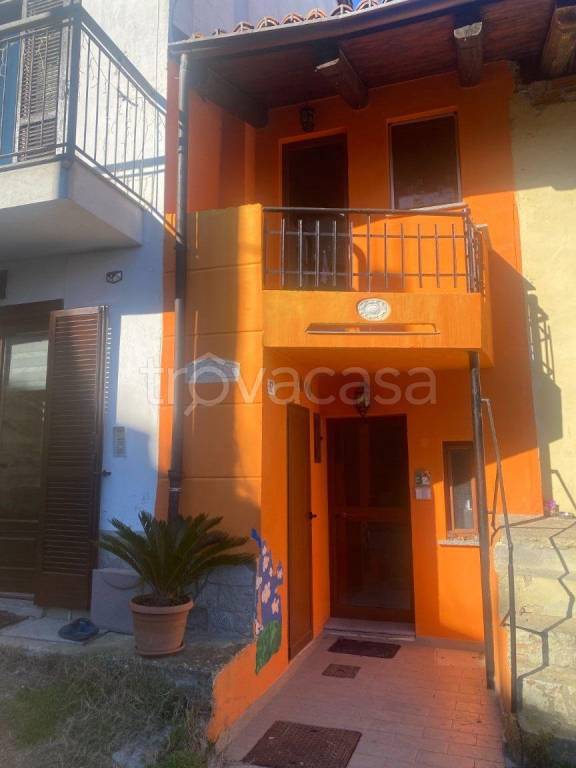 Casa Indipendente in vendita a Castelnuovo Don Bosco via Argentero, 32