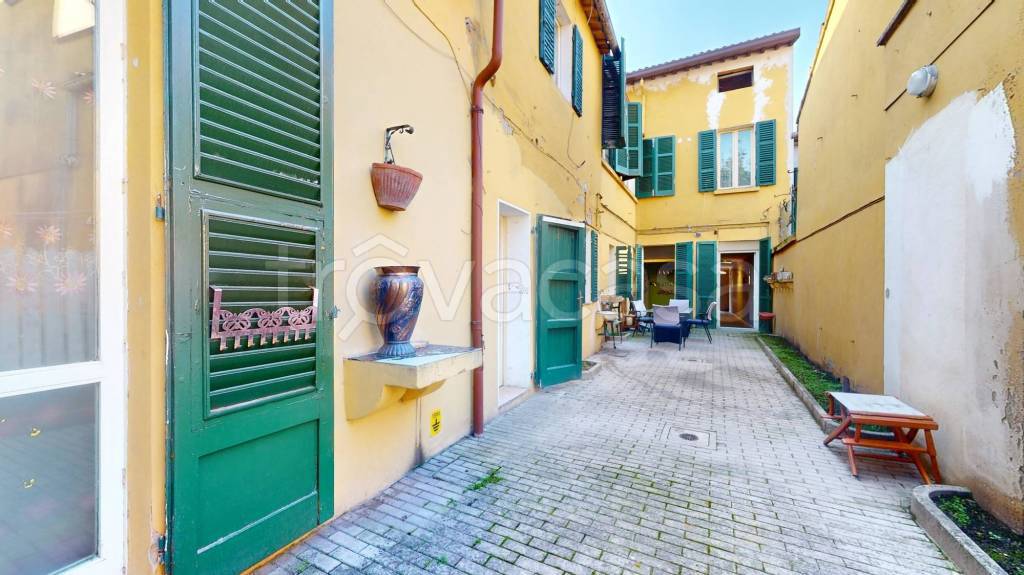 Villa in vendita a Forlì via cornelio gallo, 16
