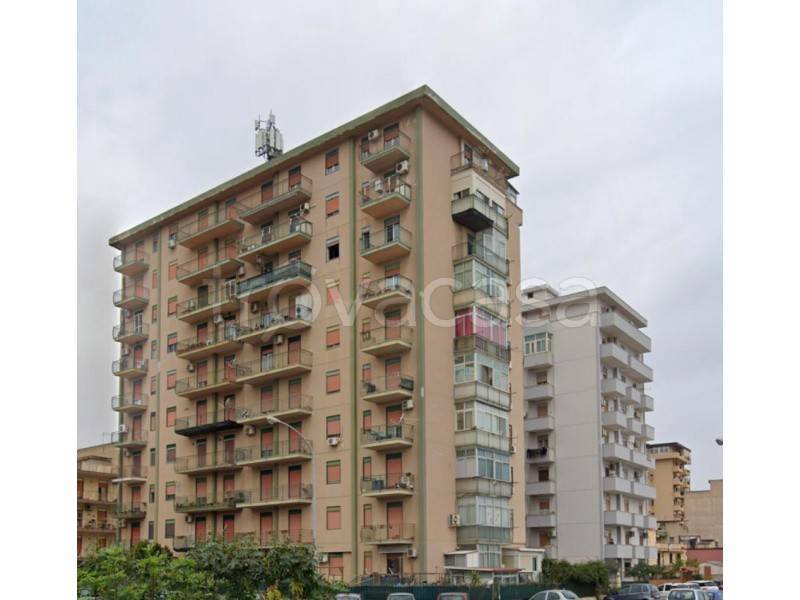 Appartamento in vendita a Palermo piazza Giuseppe Bandi