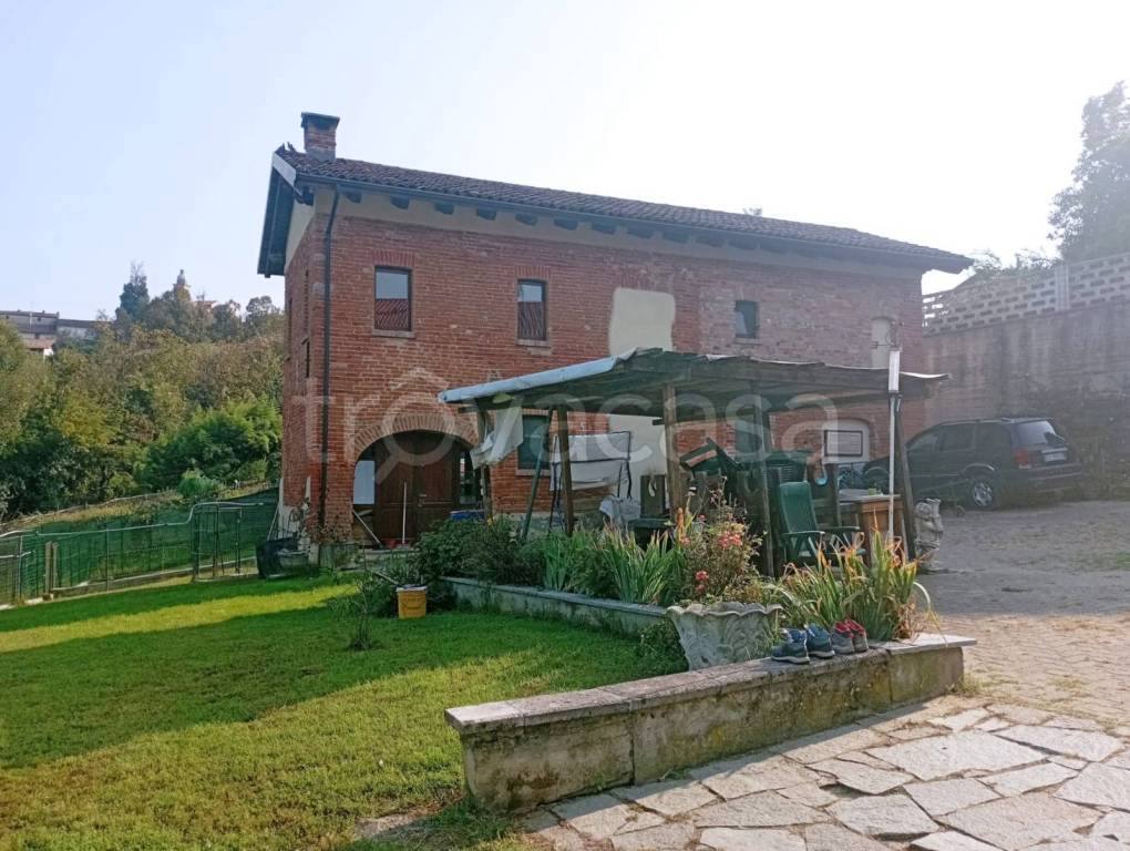 Casale in vendita a Cerrina Monferrato via Fratelli Bandiera