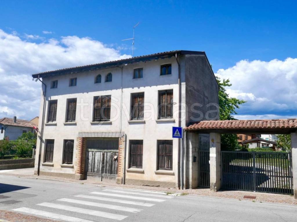 Villa in vendita a Pinzano al Tagliamento