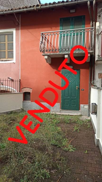 Casa Indipendente in vendita a Gavi via Circonvallazione Porta Genova, 39