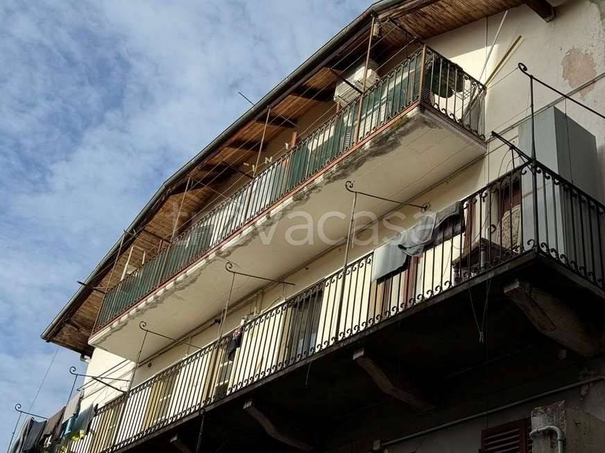 Appartamento in vendita a Grignasco piazza garibaldi, 1