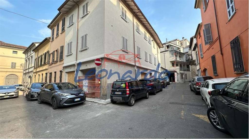 Appartamento in vendita a Piacenza piazza Duomo