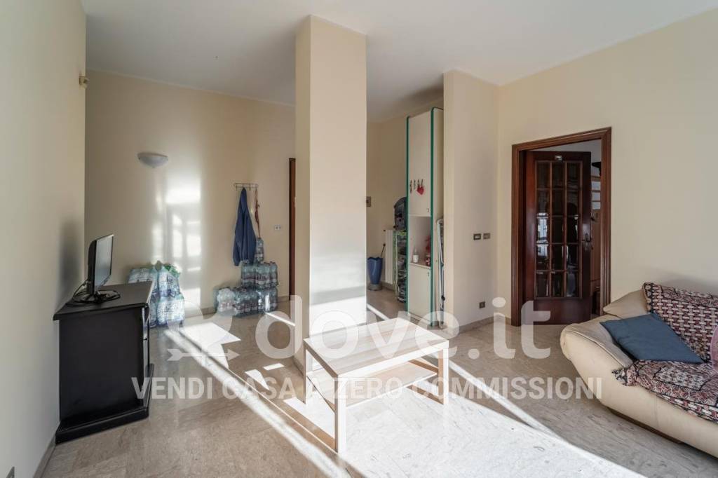 Appartamento in vendita a Valenzano via Enrico Fermi, 25