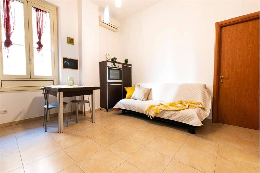 Appartamento in vendita a Cagliari via Enrico Gianturco, 0