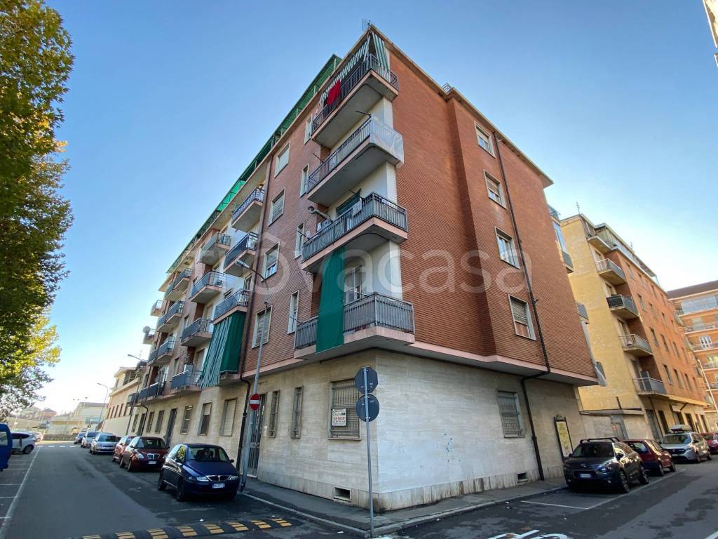 Appartamento in vendita a Carmagnola via Ivrea, 12