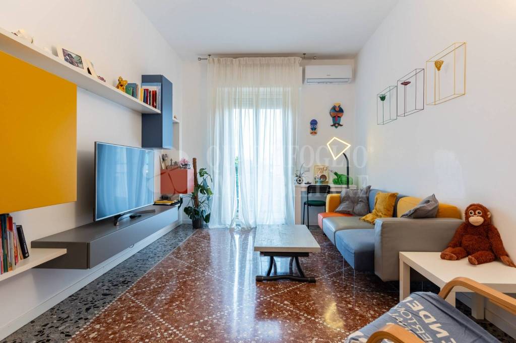 Appartamento in vendita a Roma viale Paolo Orlando, 25